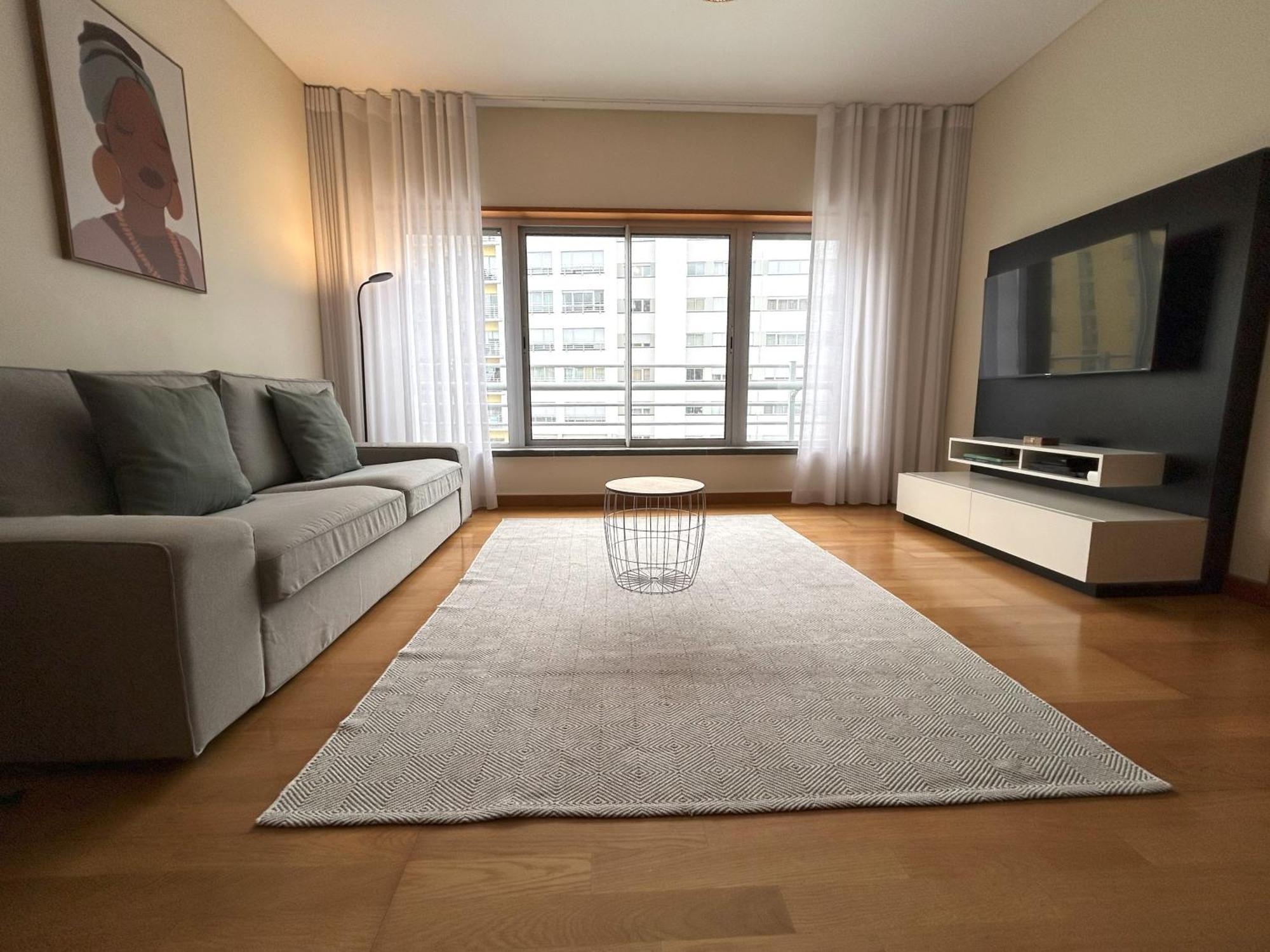 Oceanus Executive Apartment ปอนตาเดลกาดา ภายนอก รูปภาพ